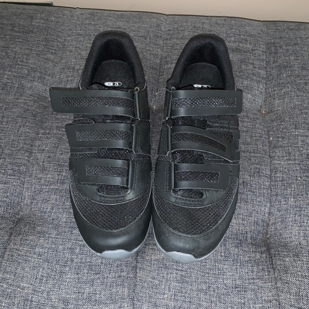 REI spin shoes